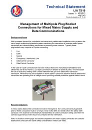 Management of multipole plug/socket connections for mixed mains supply and data communications