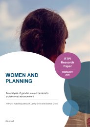 Women and planning. An analysis of gender related barriers to professional advancement
